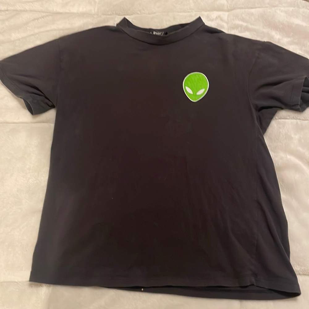 riot queen alien small t-shirt